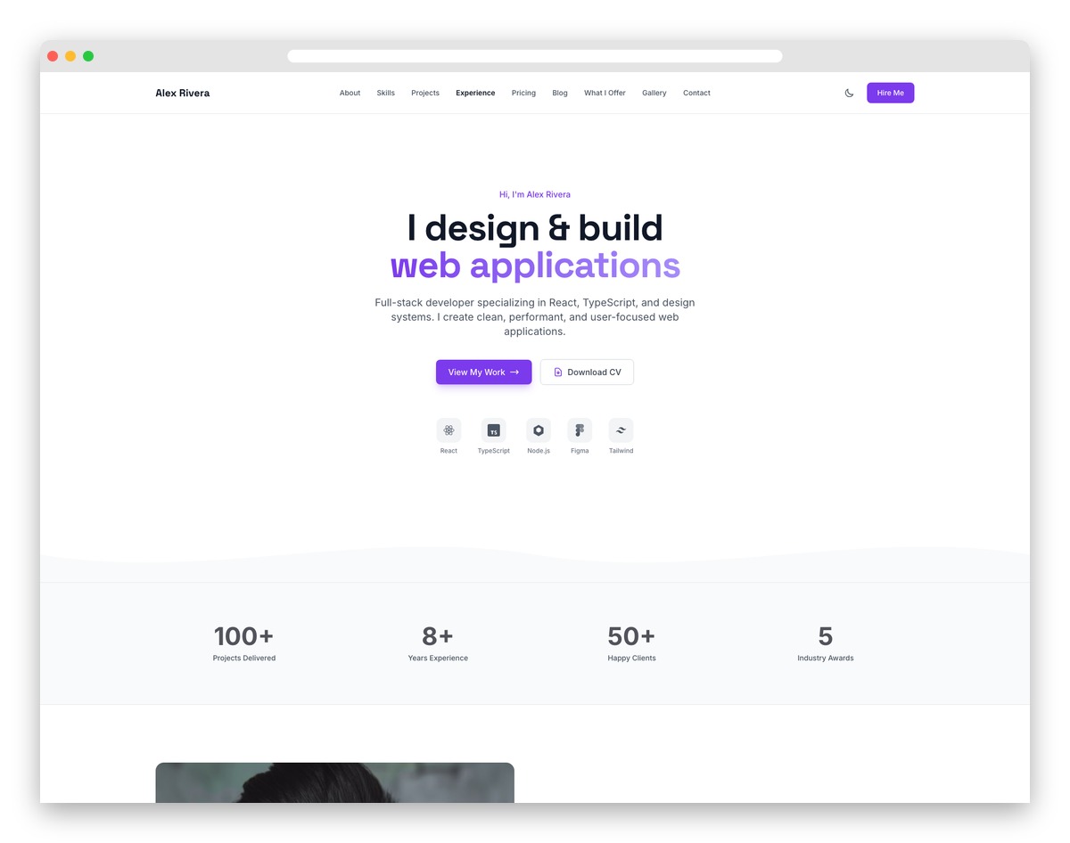 Alex Rivera - Astro and Tailwind CSS Template